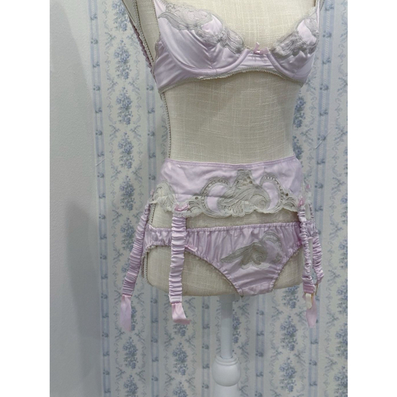 Vintage lingerie set - Picture 3 of 9